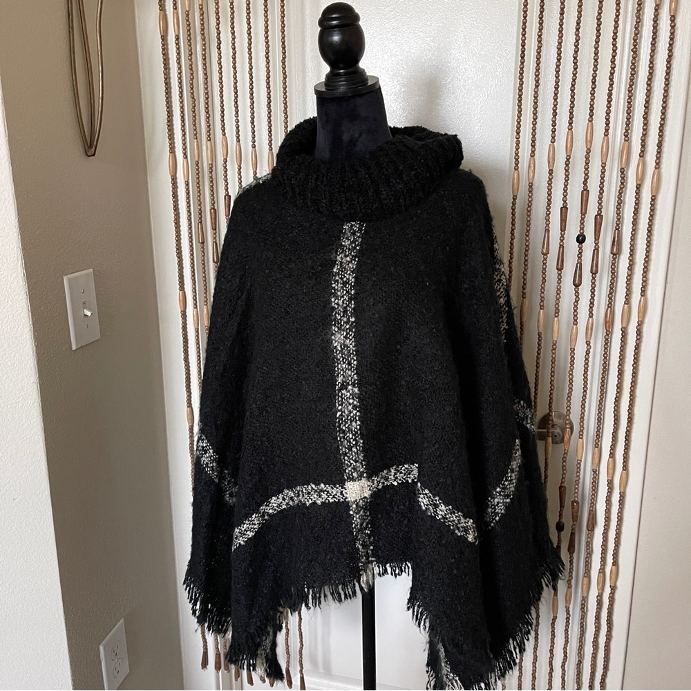 Cara New York Turtleneck Poncho Sweater Black One Size